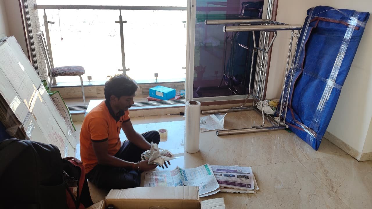 On-site shifting operations in Sector 5 Ulwe